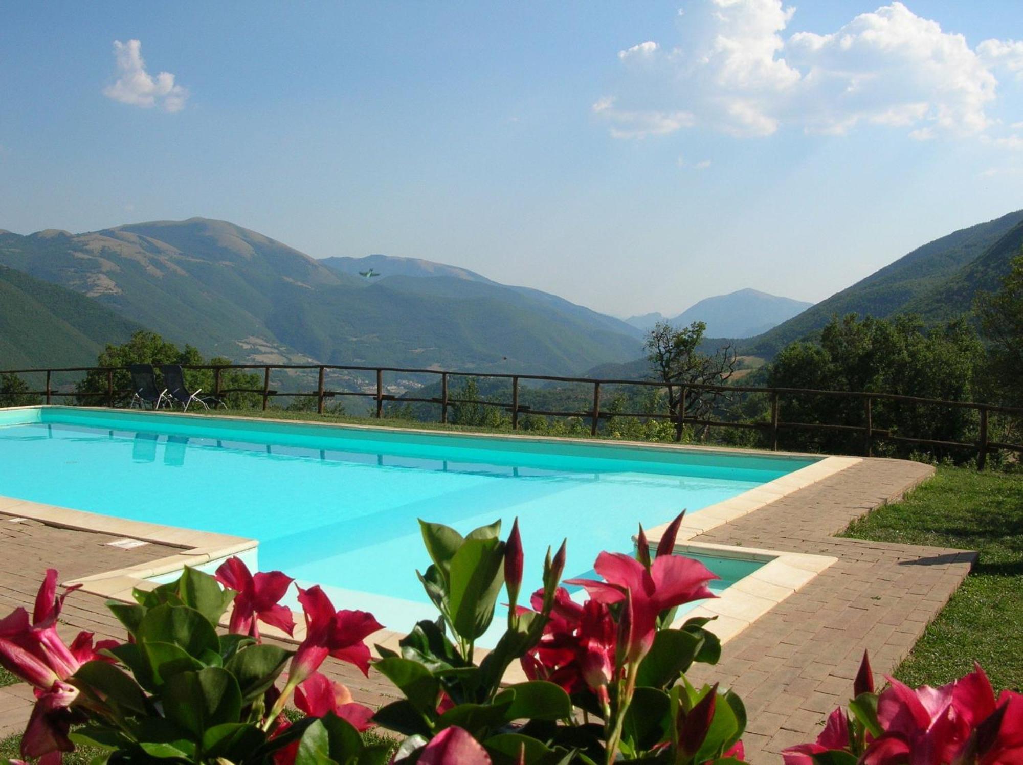 Agriturismo Roccagelli Vallo di Nera Exterior foto